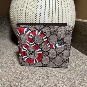 Men’s Beige Snake Wallet